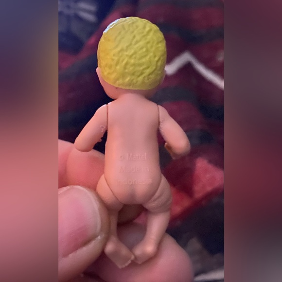 BARBIE accessory BABY KRISSY doll blond hair blue eyes 3 inches sister daughter - Picture 2 of 2